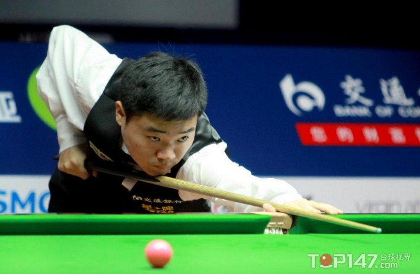 座欧冠奖杯 座欧冠奖杯